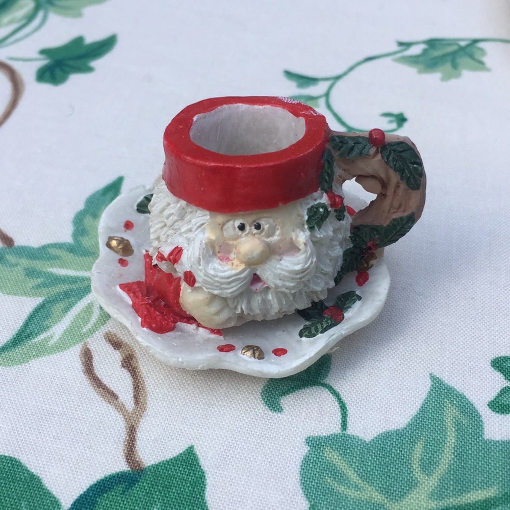 Miniature Santa/Christmas Tea Set - Picture 3 of 7